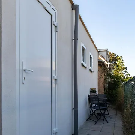 Tiny House In Aan Zee, The Netherlands 아파트
